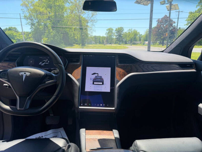 2019 Tesla Model X 75D