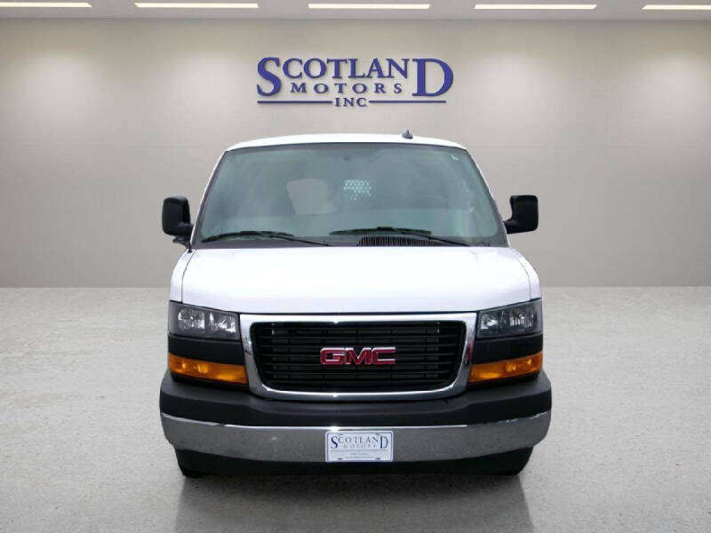 2024 GMC Savana 2500