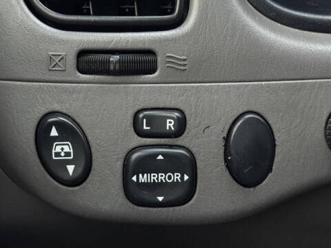 2004 Toyota Tundra SR5