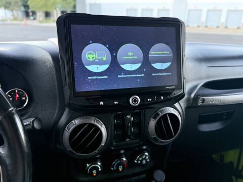 2013 Jeep Wrangler Unlimited Sport