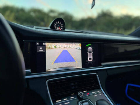 2020 Porsche Panamera GTS