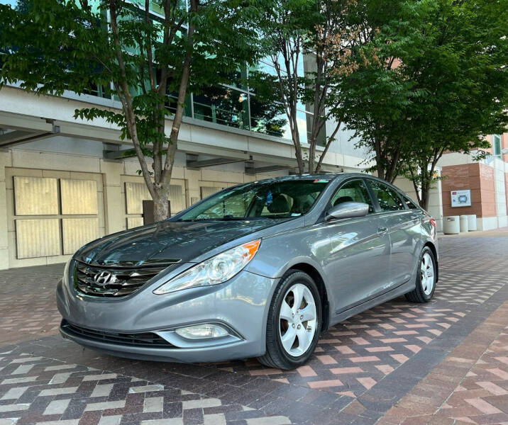 2013 Hyundai Sonata for sale at PRIME TIME AUTO in Saint Louis MO