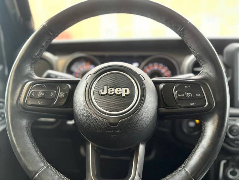 2021 Jeep Gladiator Willys