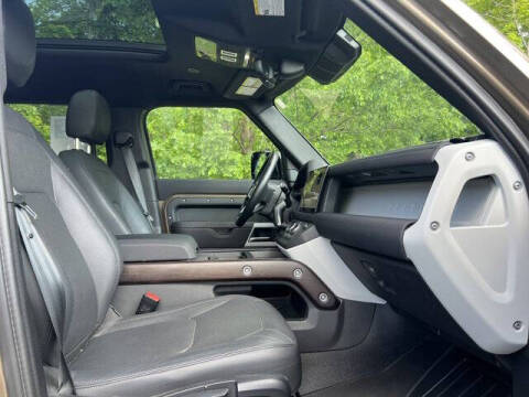 2023 Land Rover Defender