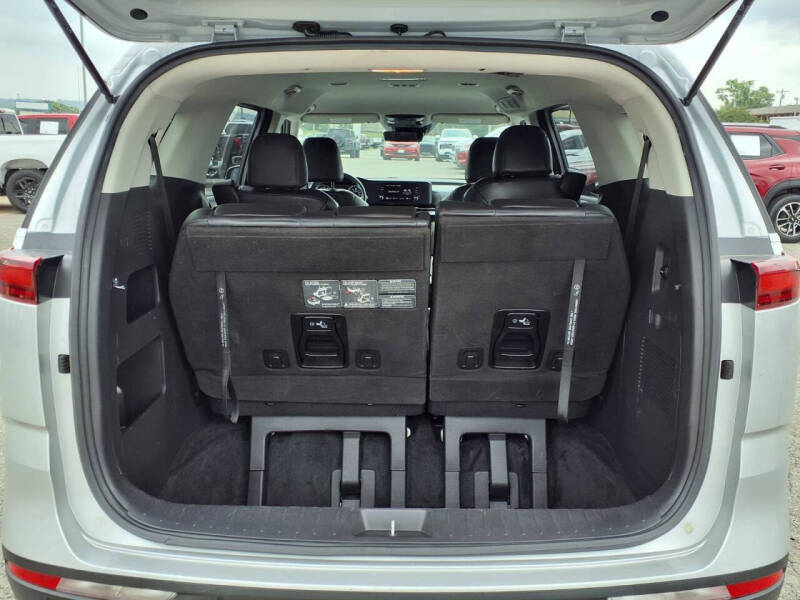 2023 Kia Carnival