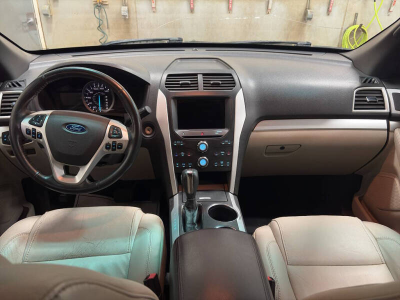 2012 Ford Explorer XLT