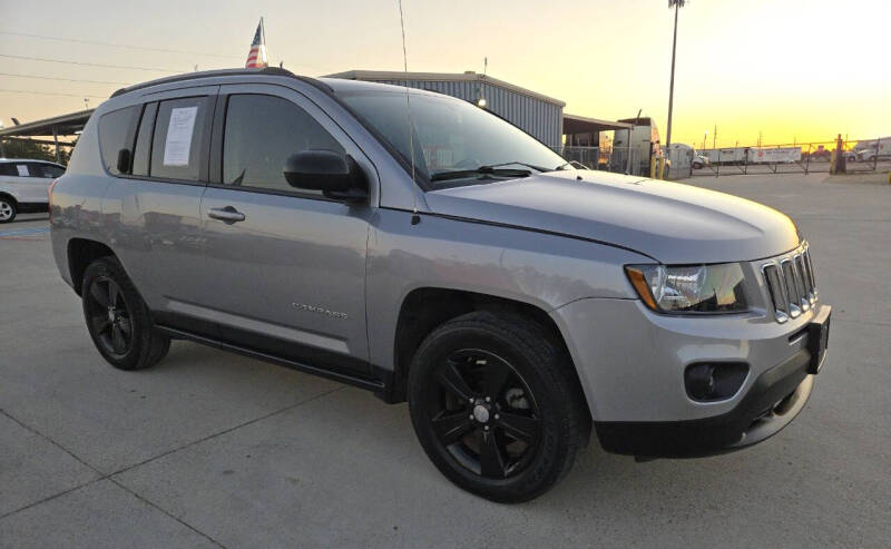 2017 Jeep Compass Sport photo 8