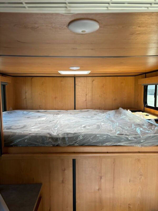 2026 Old School Trailers 865