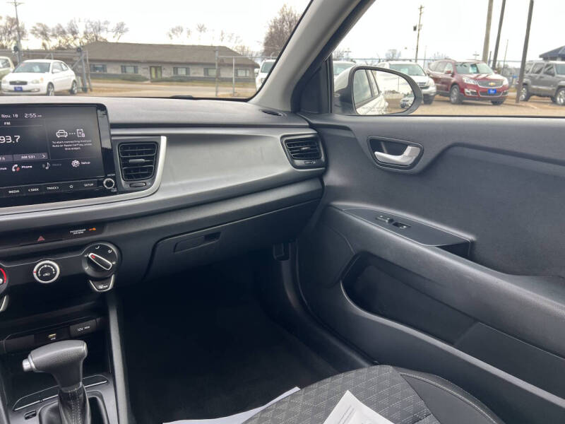 2021 Kia Rio 5-Door S