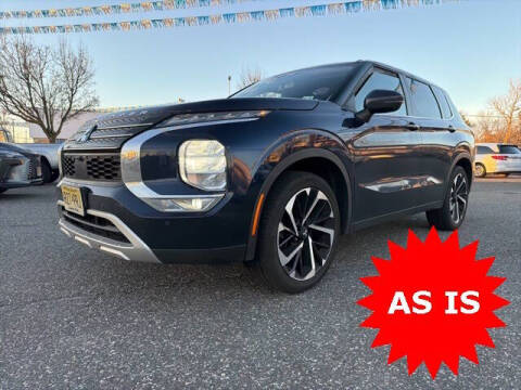 2022 Mitsubishi Outlander SE