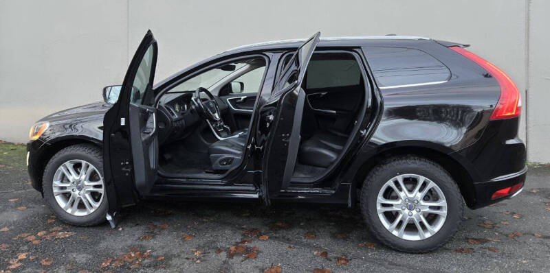 2016 Volvo XC60 T5 Premier