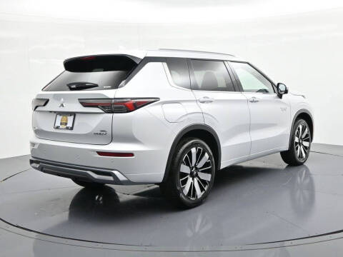 2026 Mitsubishi Outlander PHEV SEL