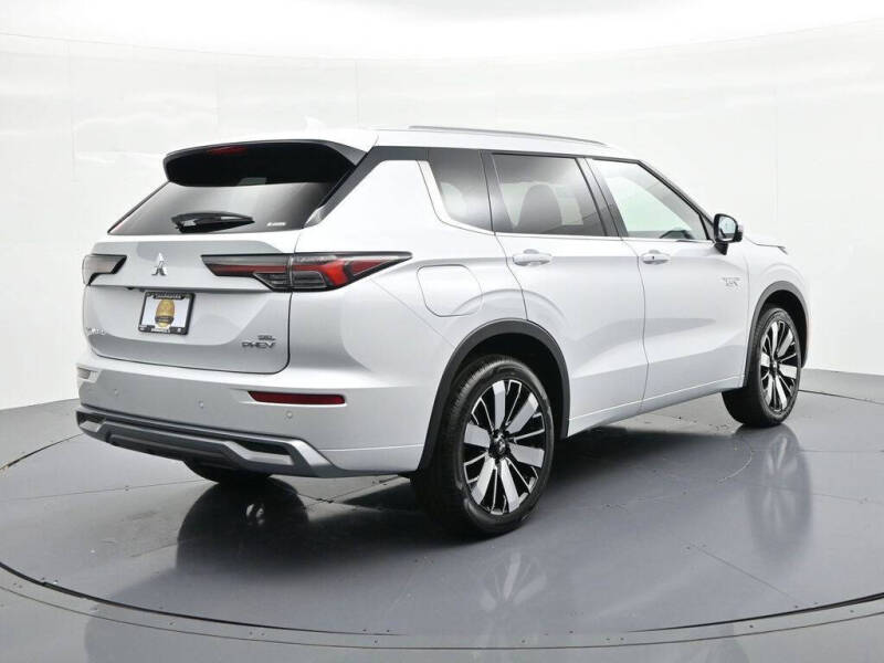 2026 Mitsubishi Outlander PHEV SEL
