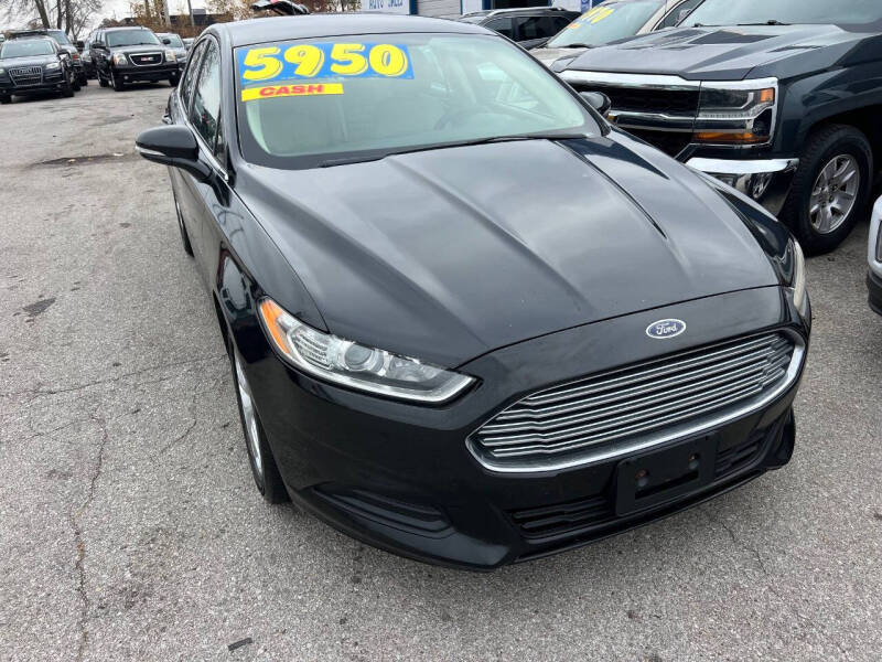 2014 Ford Fusion SE's photo