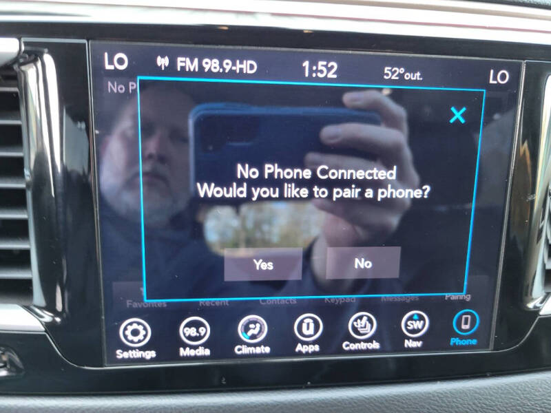 2018 Chrysler WHEELCHAIR VAN