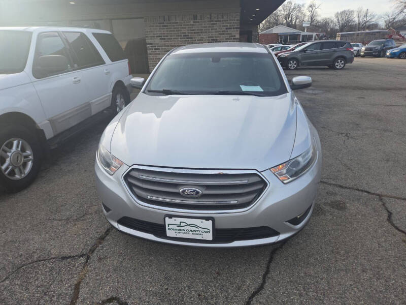 2013 Ford Taurus SEL