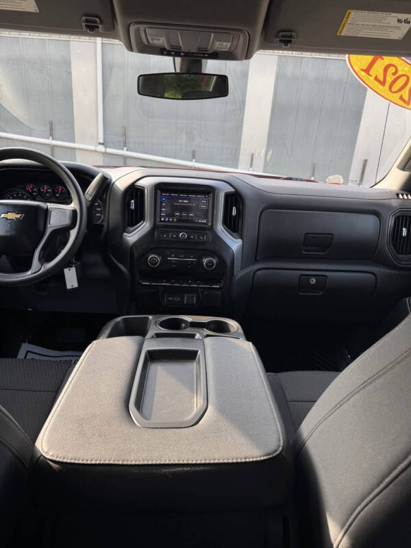 2021 Chevrolet Silverado 1500 Custom