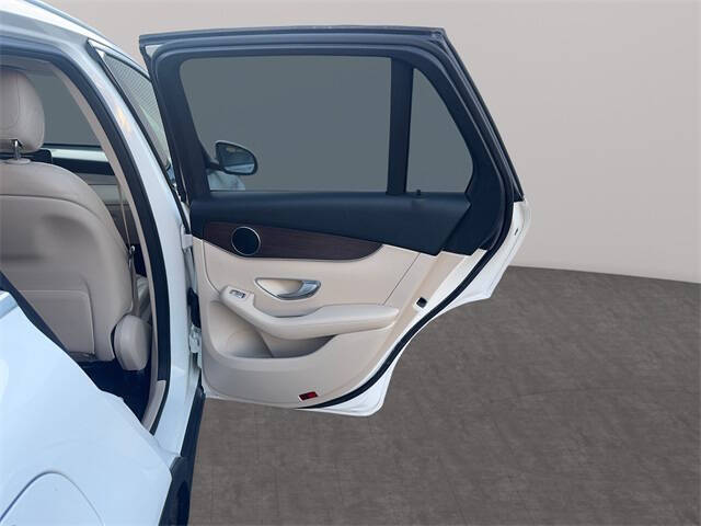 2021 Mercedes-Benz GLC GLC 300 4MATIC