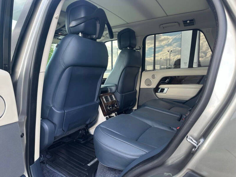 2020 Land Rover Range Rover P525 HSE