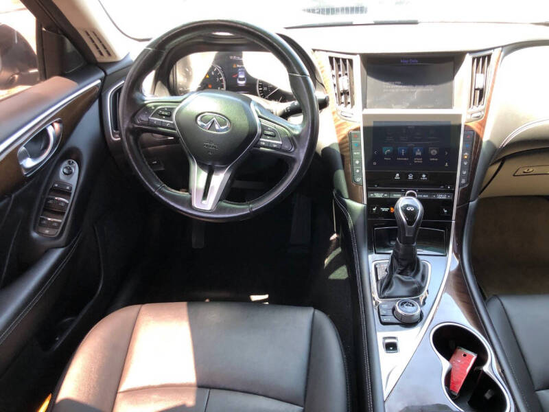 2018 Infiniti Q50 3.0T Luxe