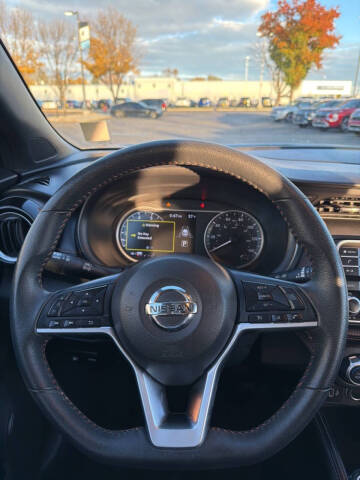 2020 Nissan Kicks SR