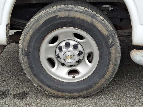 2024 Chevrolet Express 2500