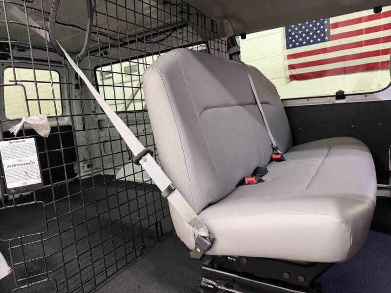 2013 Ford E-Series E-350 SD