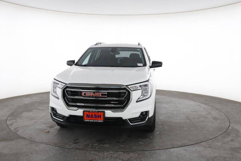 2023 GMC Terrain AT4
