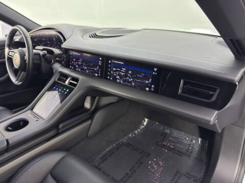 2022 Porsche Taycan 4S