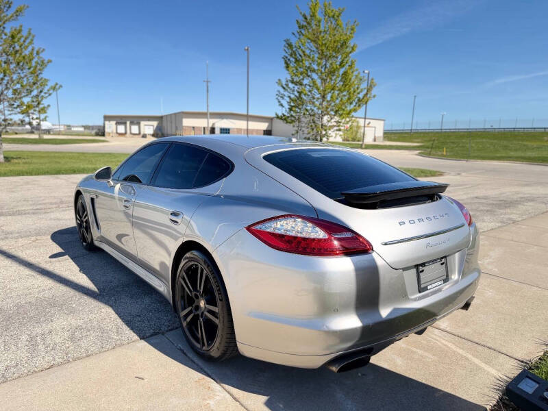 2012 Porsche Panamera 4