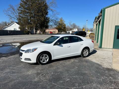 2015 Chevrolet Malibu for sale at MOES AUTO SALES in Spiceland IN