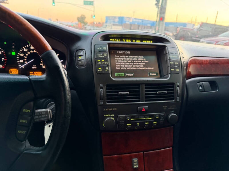 2004 Lexus LS 430