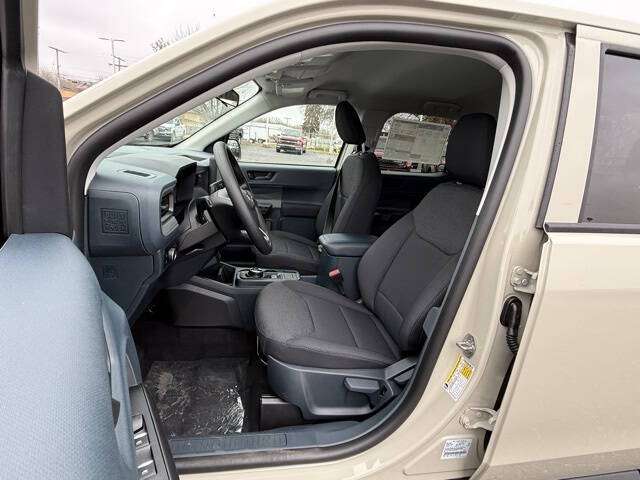 2025 Ford Maverick XL