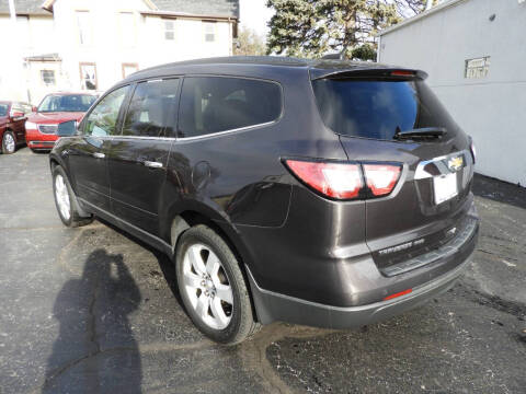 2017 Chevrolet Traverse LT