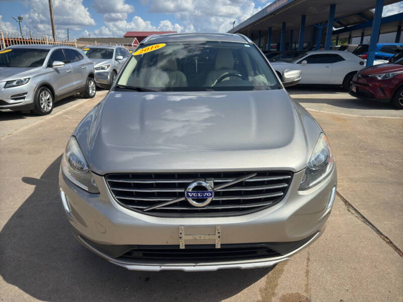 2016 Volvo XC60 T5 Drive-E Premier