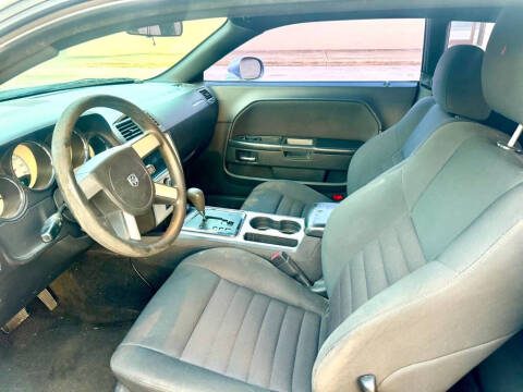 2010 Dodge Challenger SE