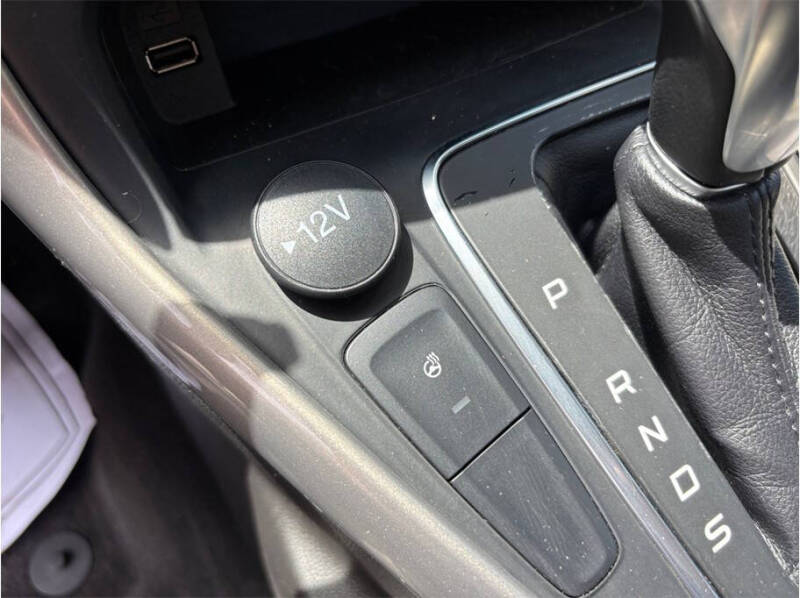 2018 Ford Focus Titanium