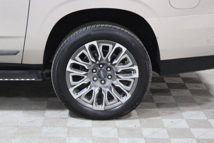 2023 GMC Yukon XL Denali Ultimate