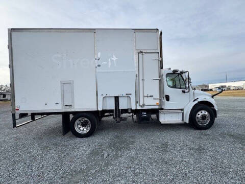2018 Freightliner M2 106