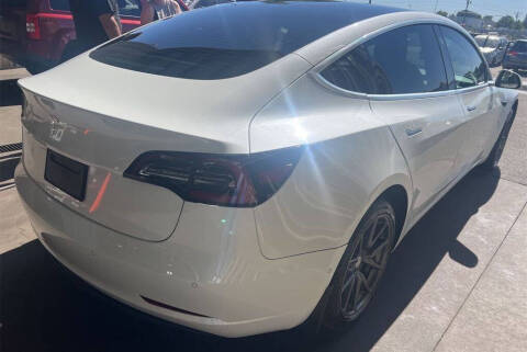 2019 Tesla Model 3 Standard Range Plus