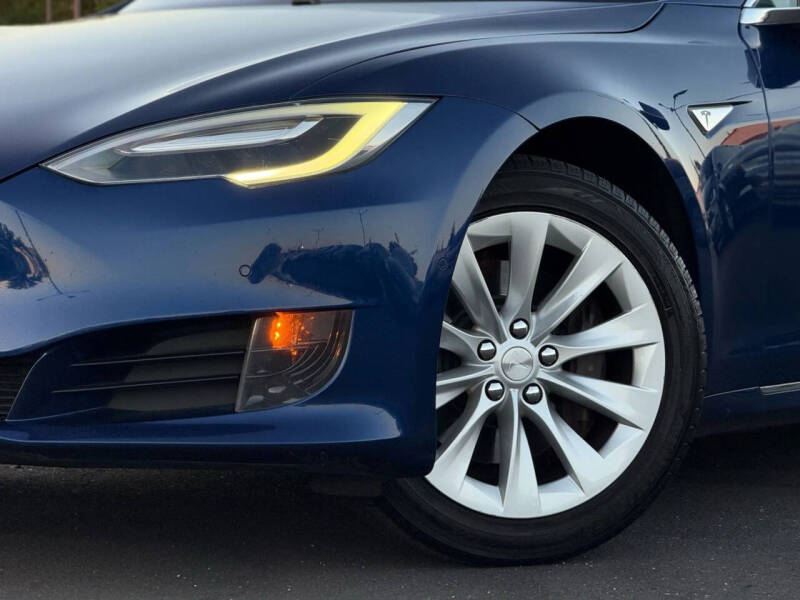 2016 Tesla Model S