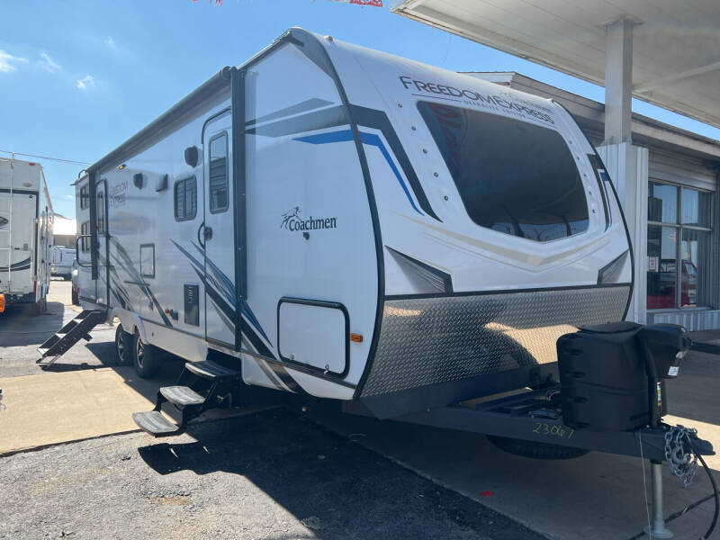 2022 Coachmen Freedom Express 287BHDS for sale at Motorsports Unlimited in McAlester OK