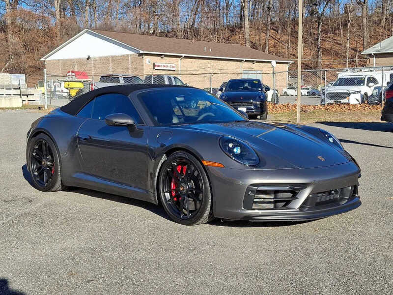 2022 Porsche 911 Carrera 4 GTS