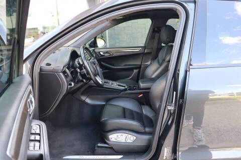 2017 Porsche Macan