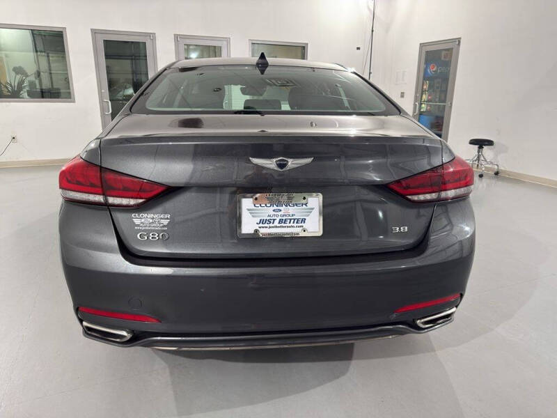 2020 Genesis G80