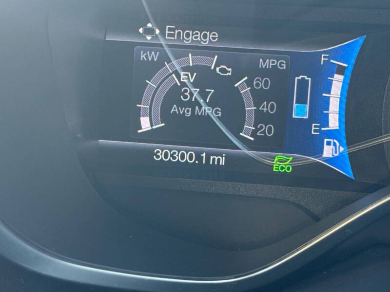 2017 Ford C-MAX Hybrid SE