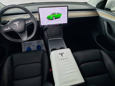 2023 Tesla Model Y Long Range