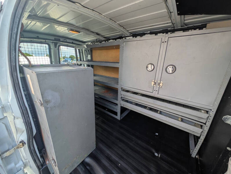2011 Chevrolet Express 2500