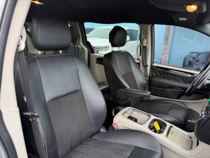 2020 Dodge Grand Caravan SXT
