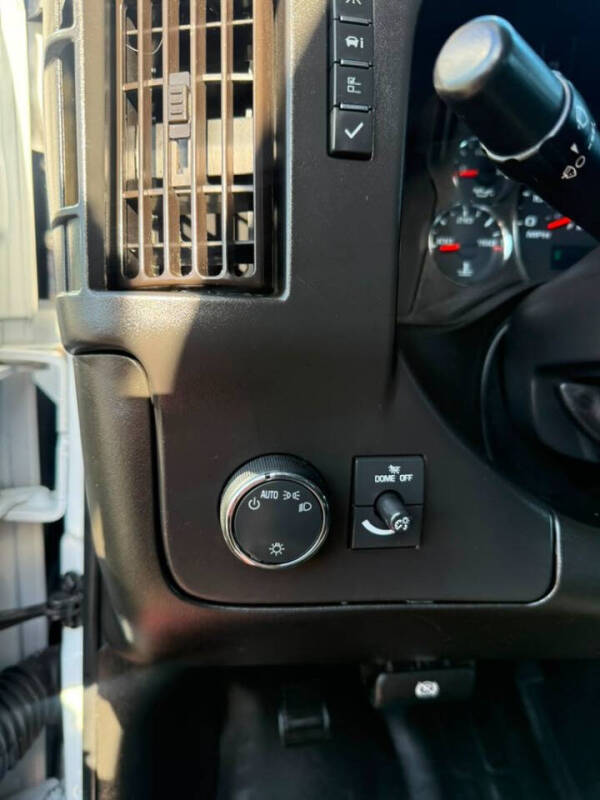 2022 GMC Savana 2500